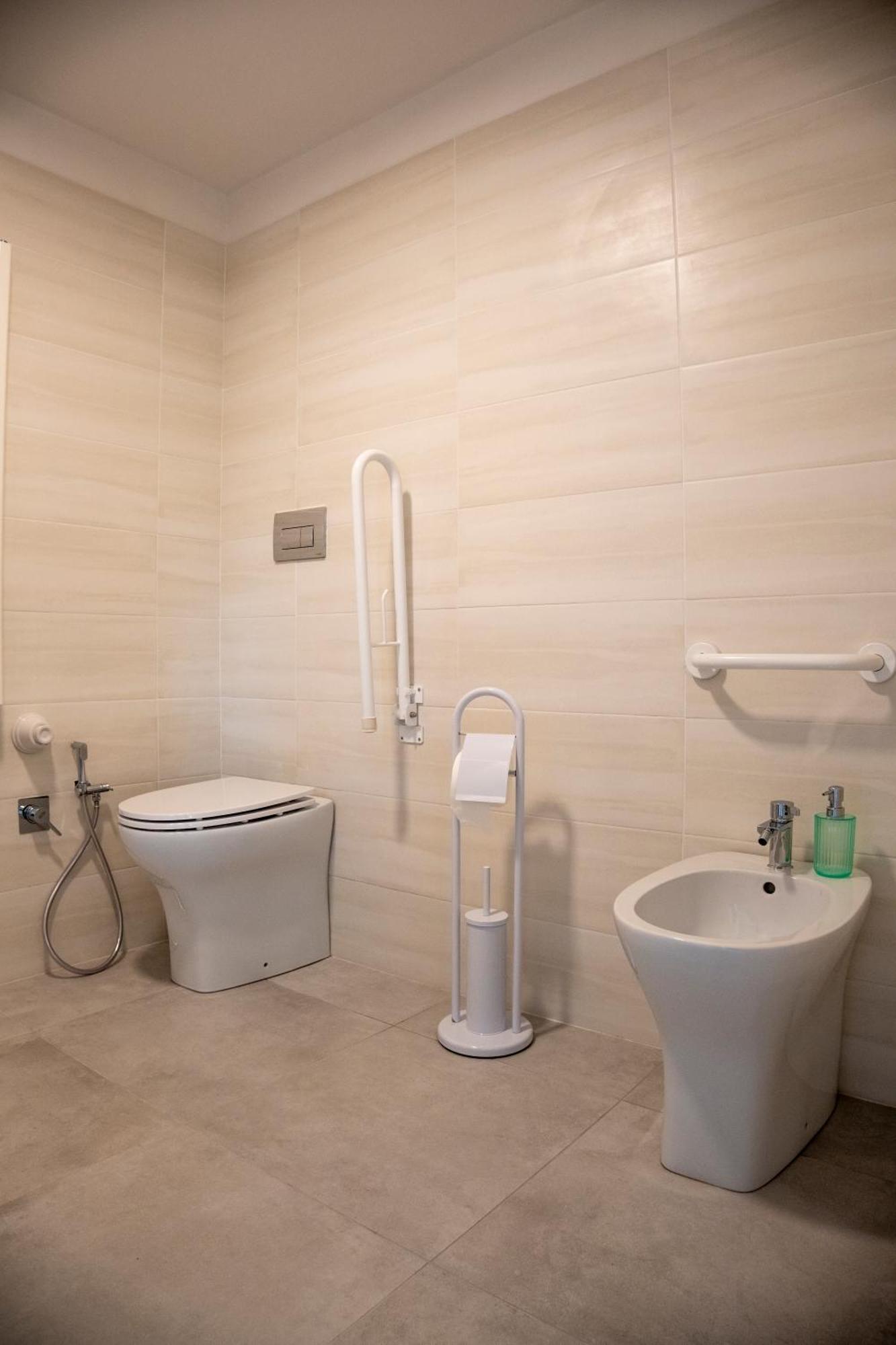 Blu Marine Bed & Breakfast กาตันซาโร ภายนอก รูปภาพ